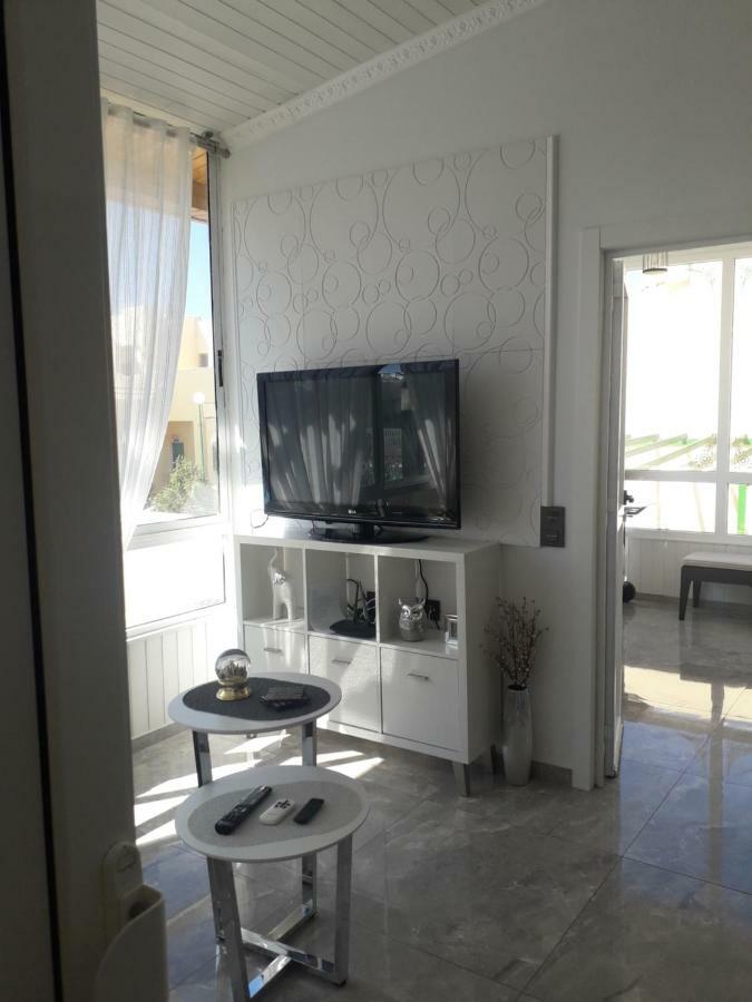 Apartamento Con Jacuzzi Vistas A La Piscina กอสตากาลมา ภายนอก รูปภาพ