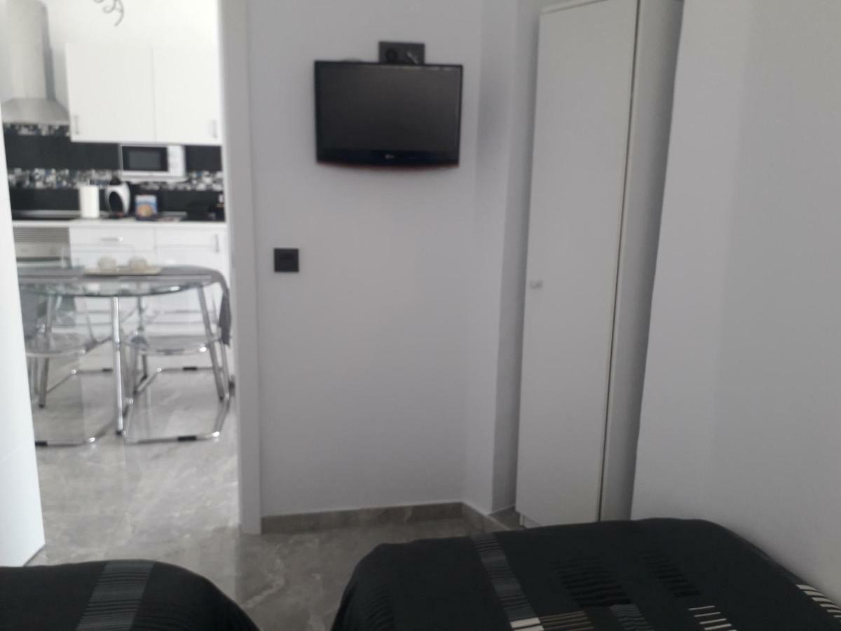 Apartamento Con Jacuzzi Vistas A La Piscina กอสตากาลมา ภายนอก รูปภาพ